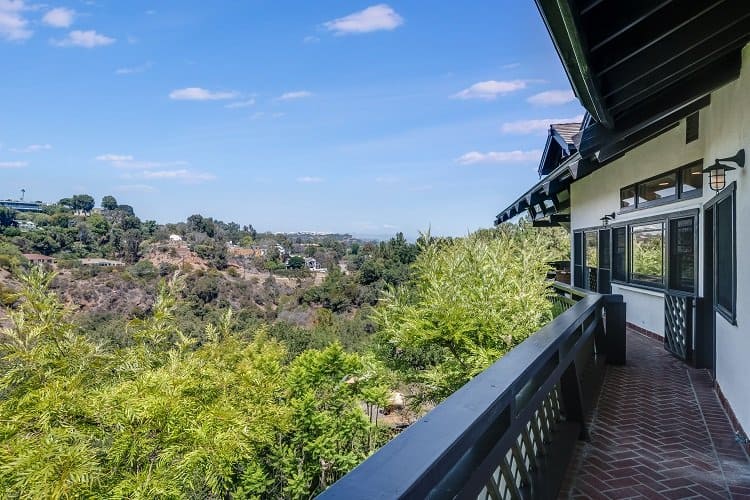 balcony with beautiful canyon views