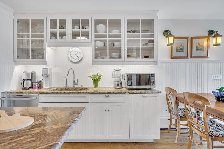 white kitchen furniture