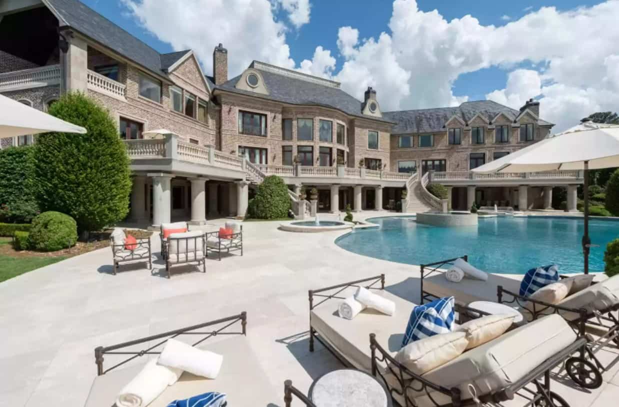 pool area outside Steve Harvey house in Atlanta