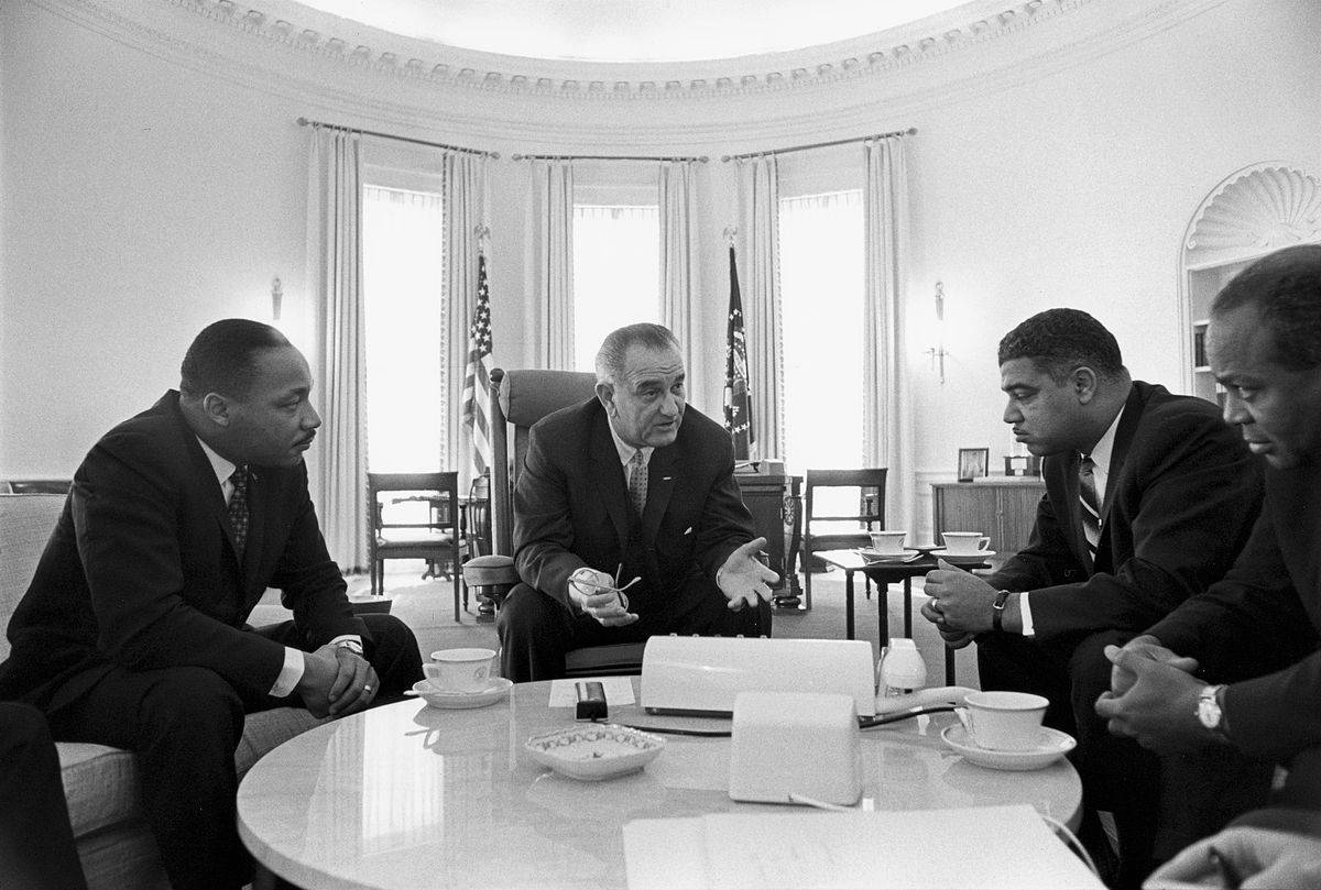 Martin-Luther-King-Jr-meeting-with-president-Lyndon-Johnson