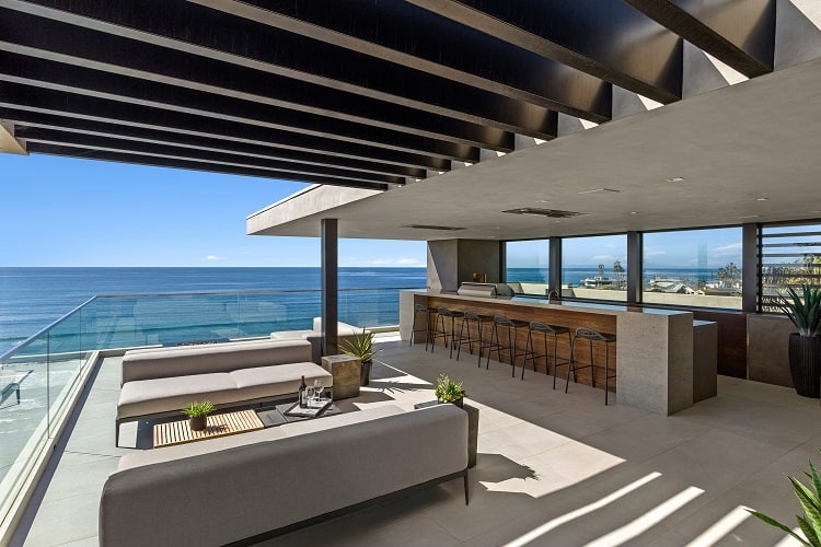 covered sky deck of the Ora House in La Jolla, San Diego