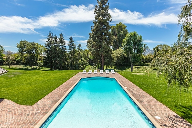 Outdoor amenities on the grounds of the estate.