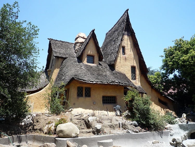 exterior of the Spadena house in Los Angeles, a perfect example of storybook architecture