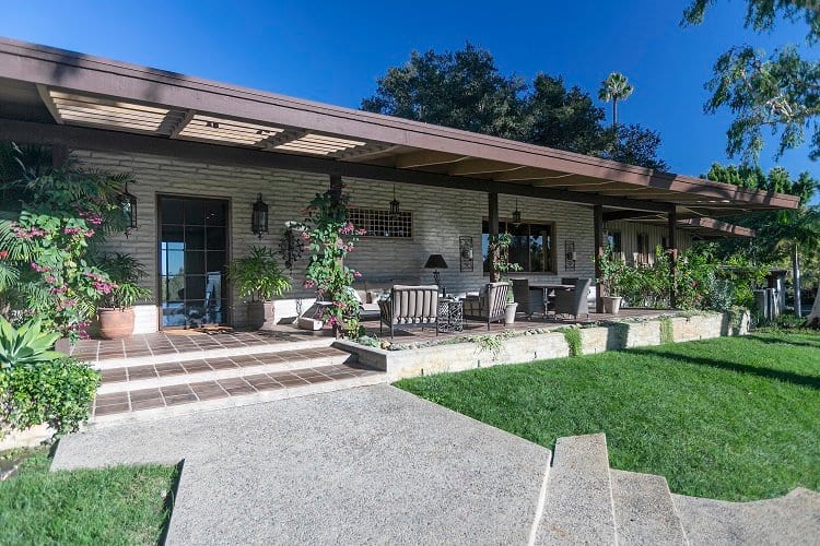 covered patio of a midcentury modern ranch