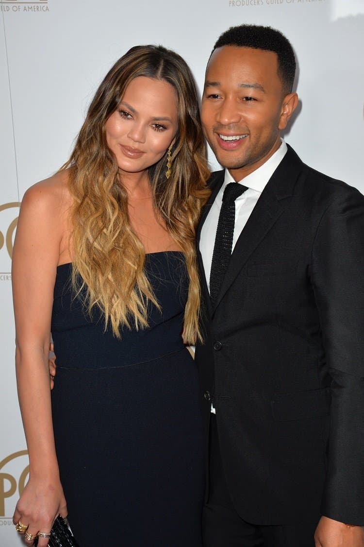 A-list couple Chrissy Teigen and John Legend on the red carpet.