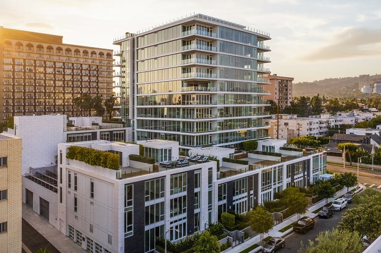 Four Seasons hotel and private residences in Los Angeles