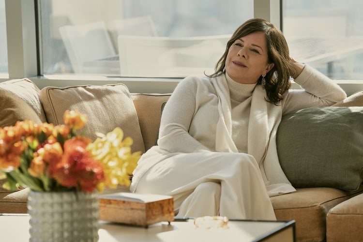 Uncoupled scene showing Marcia Gay Harden as Claire Lewis in her apartment. 