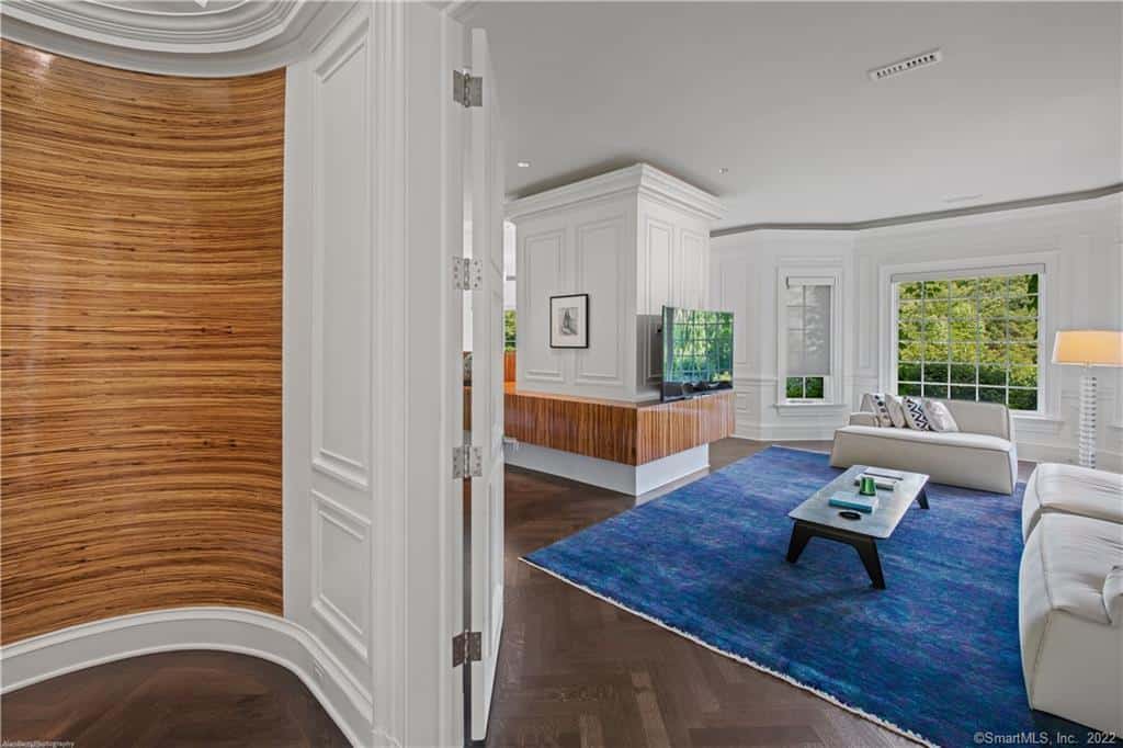 entrance to the primary suite