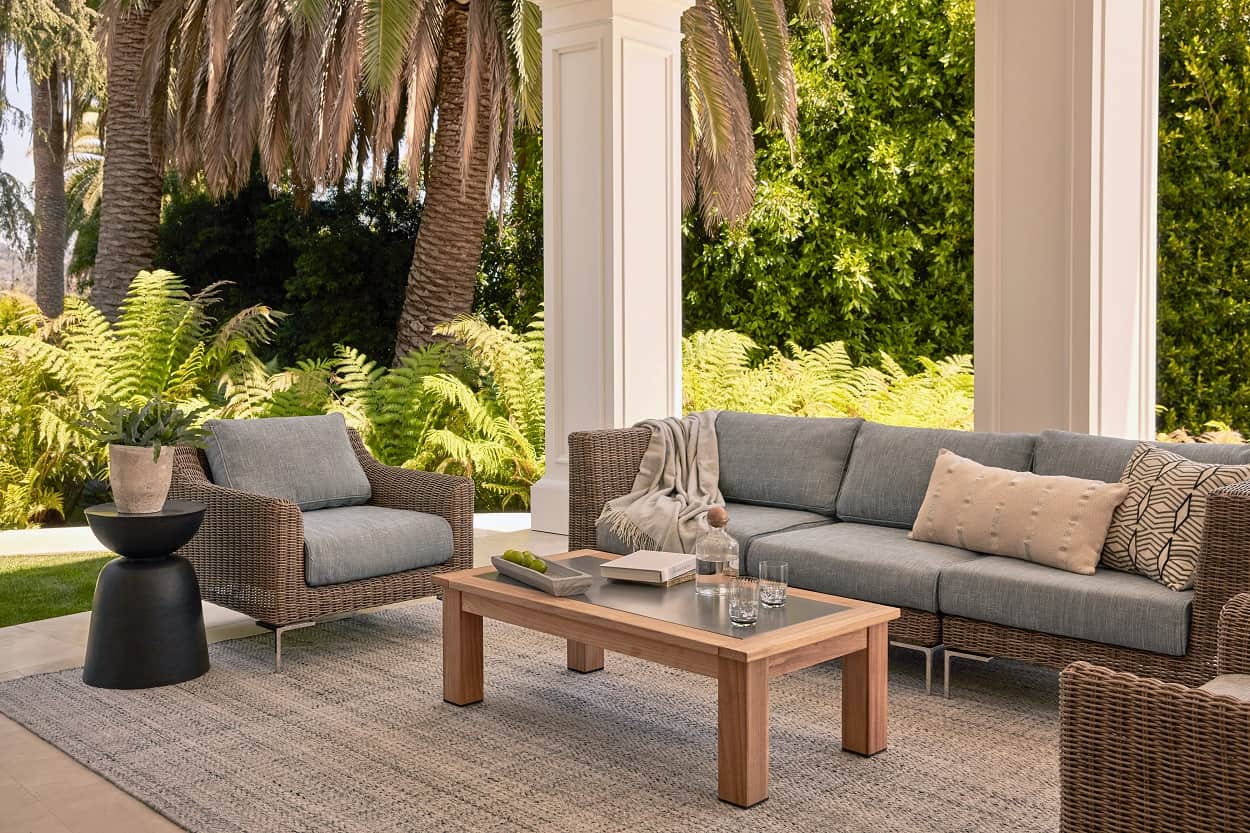 stylish-outdoor-furniture-wicker-collection