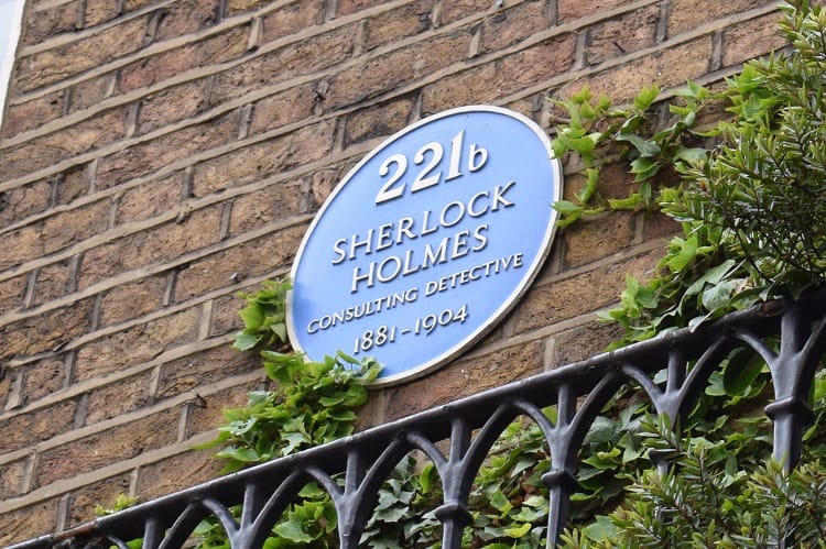 plaque outside Sherlock Holmes' fictional house at 221B Baker Street in London, UK.