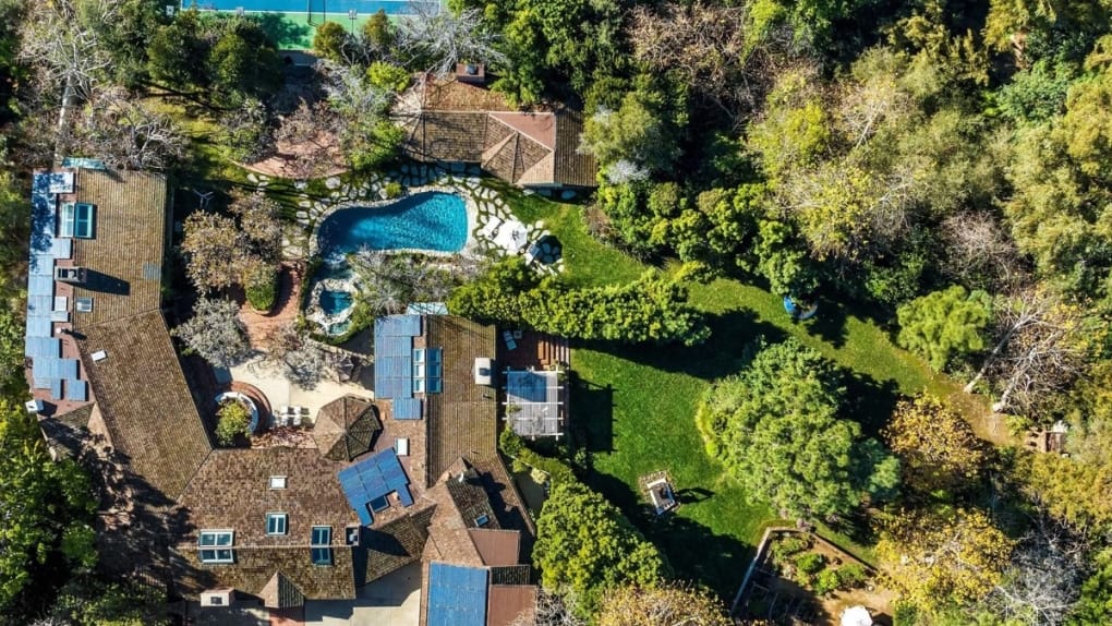 aerial view of Jim Carrey's house in Los Angeles