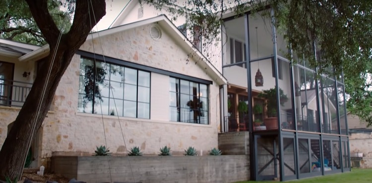 Exterior of Jensen Ackles' house in Austin, Texas. 