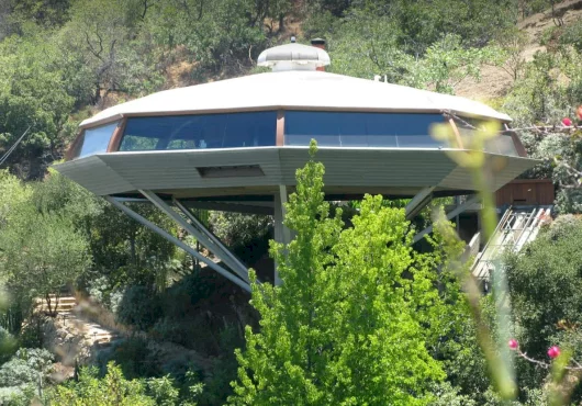 The Chemosphere House and 6 other striking John Lautner-designed homes