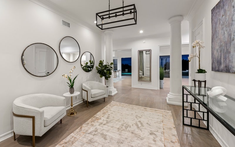 entryway and lobby of Stevie Wonder's former house in Beverly Hills