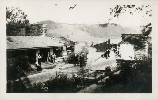 Frank Lloyd Wright's house in Wisconsin, Taliesin, damaged by a fire