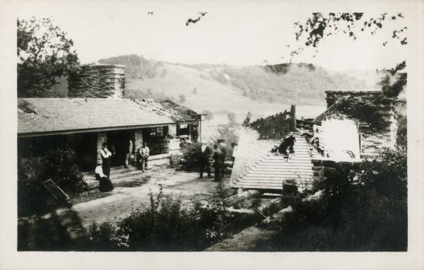 Frank Lloyd Wright's house in Wisconsin, Taliesin, damaged by a fire 