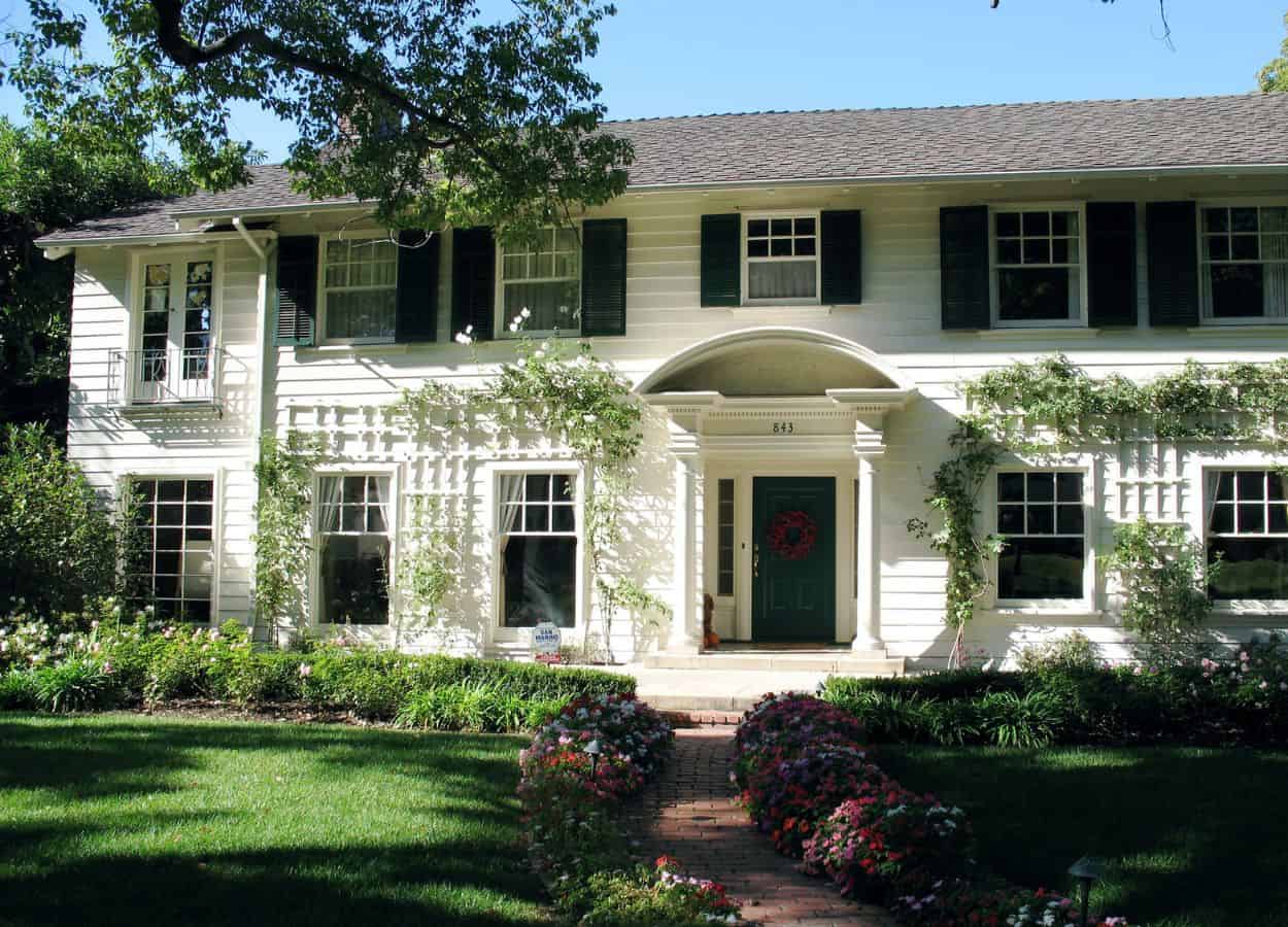 The real-life house featured on "Father of the Bride". Photo credit: Peter M. CC BY-SA 2.0 via Flickr