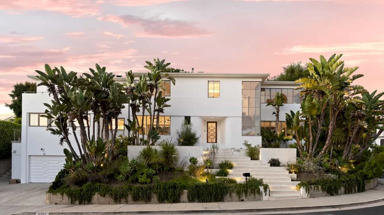 Billy Rose, co-founder of The Agency (the luxury brokerage in “Buying Beverly Hills”) lists longtime home for $5.9M