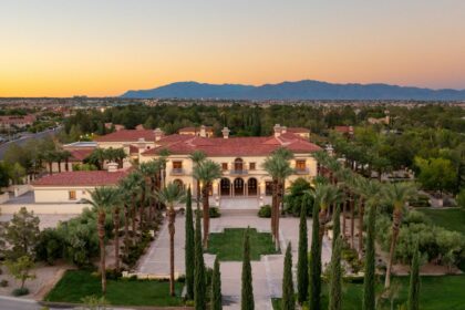 An ultra-luxurious Las Vegas house for sale. Photo credit: IS Luxury