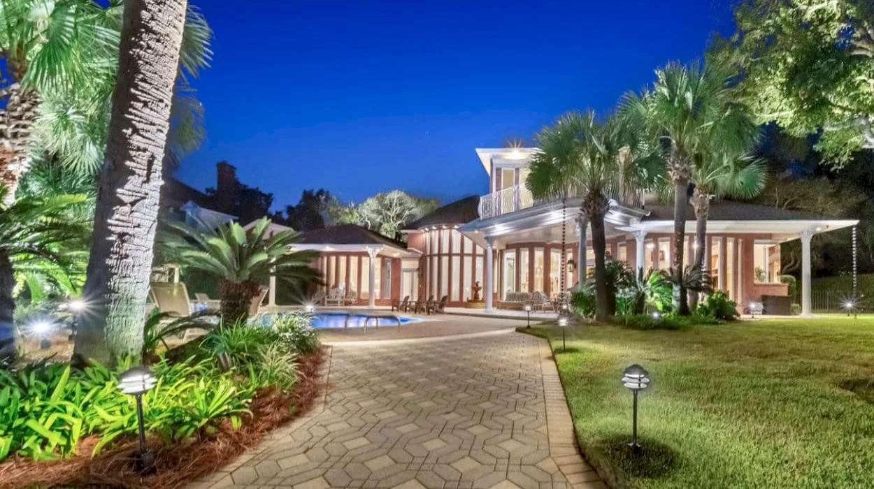 The 2nd priciest house for sale in the Fort Walton Beach region is an ode to luxury – See inside