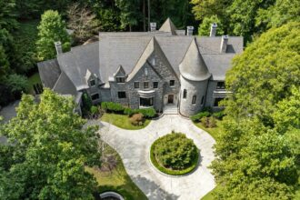 A palatial 16,000-square-foot house in Atlanta, Georgia. Photo courtesy of Debra Johnston / Coldwell Banker Realty Atlanta