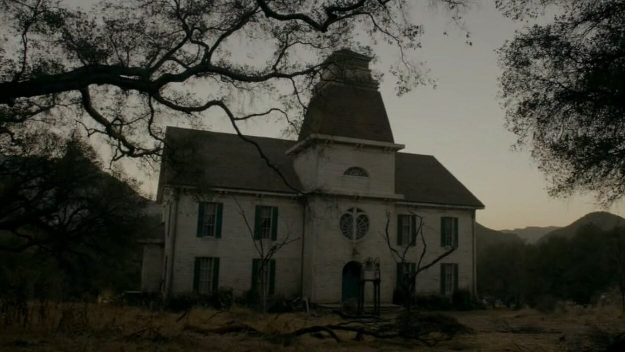 American Horror Story's Roanoke House. Photo credit: IMDB