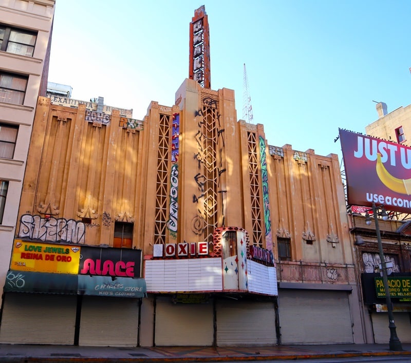 exterior of The Roxy Theater in Los Angeles