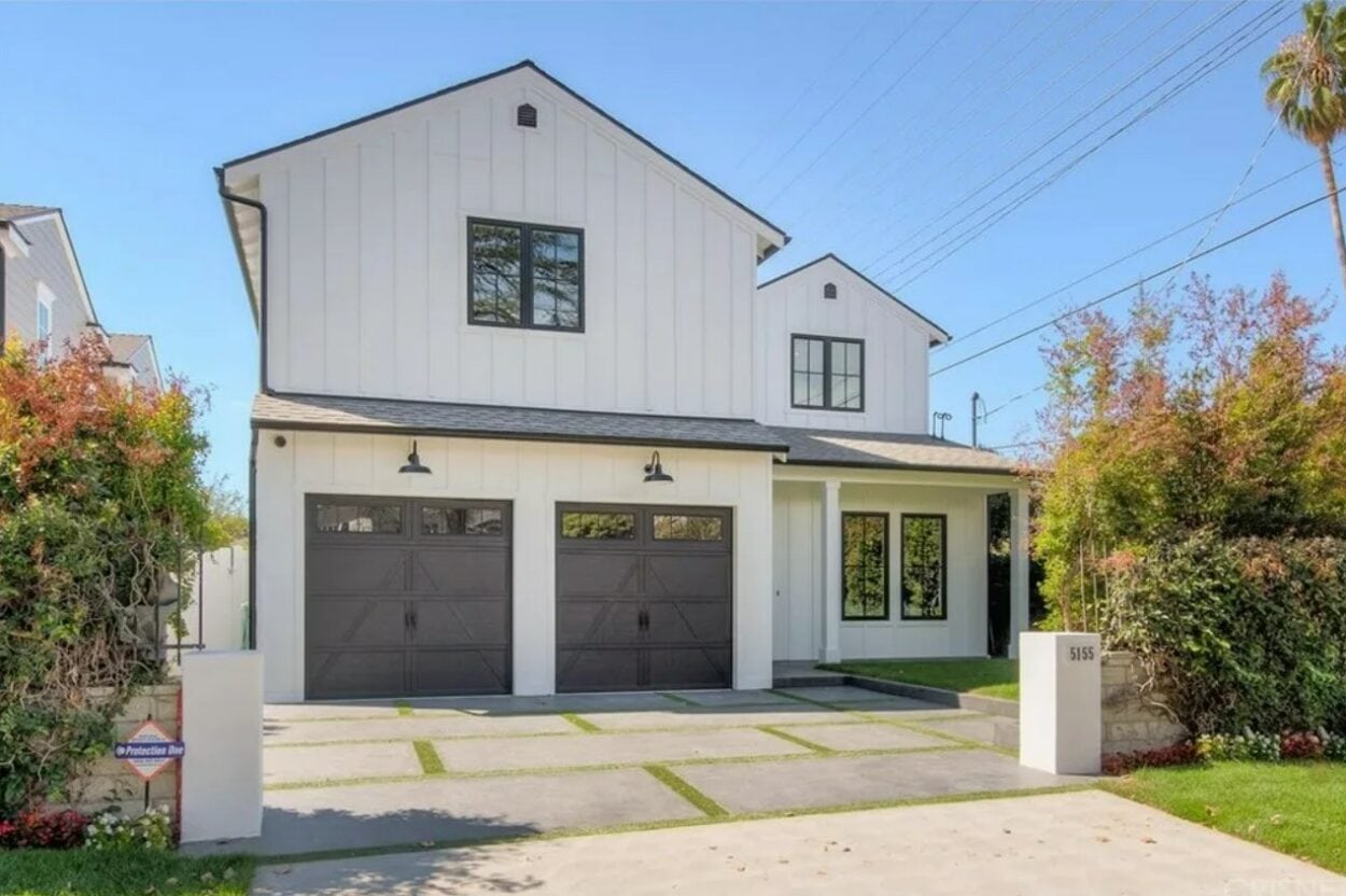 Exterior and driveway of Tom and Ariana's house from Vanderpump Rules, a two-story modern farmhouse in Valley Village, Los Angeles. Photo credit: Realtor.com / Michael Taylor Homes