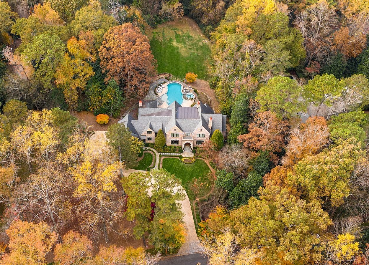 A stately mansion located at 1999 W Paces Ferry Rd in Atlanta, Georgia