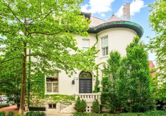 Go inside a stately Washington D.C. mansion in Kalorama built in 1905