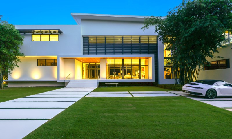 What $16.7M buys in Ponce Davis: a 12,000-square-foot modern estate with art sensibility