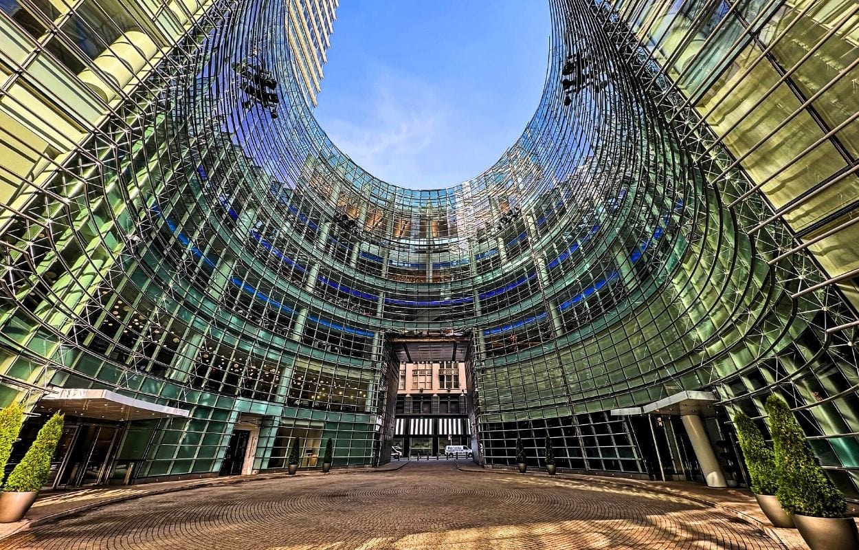 $8M Condo lists at One Beacon Court aka the ‘Bloomberg building’