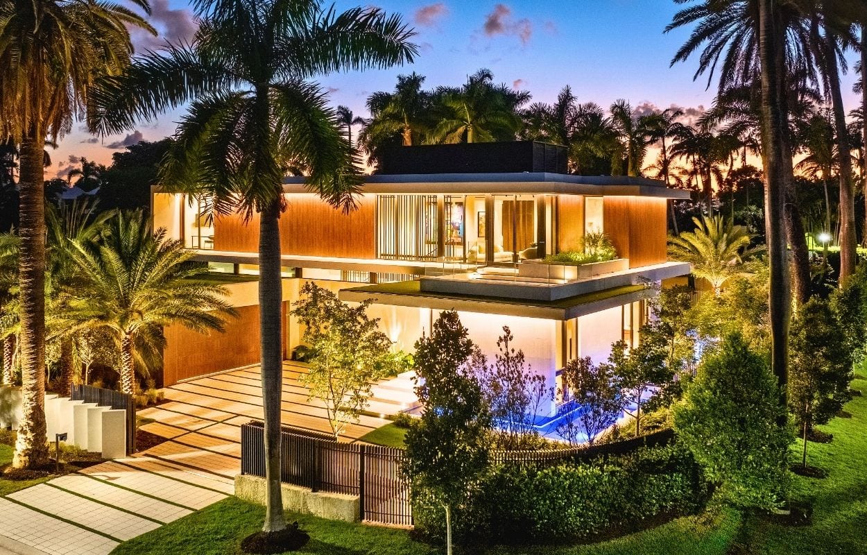 Daniel Petroni / The Chad Carroll Group