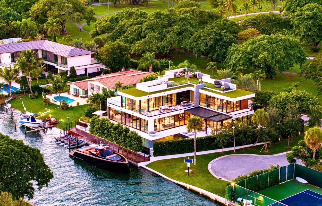 .9M Miami home sports Bay Point’s only rooftop terrace