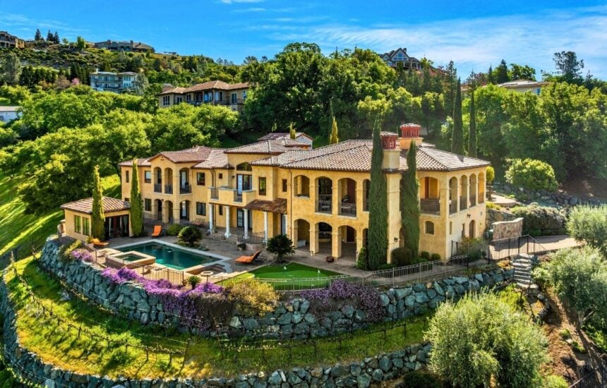 Miles Mino Photography / Coldwell Banker Realty