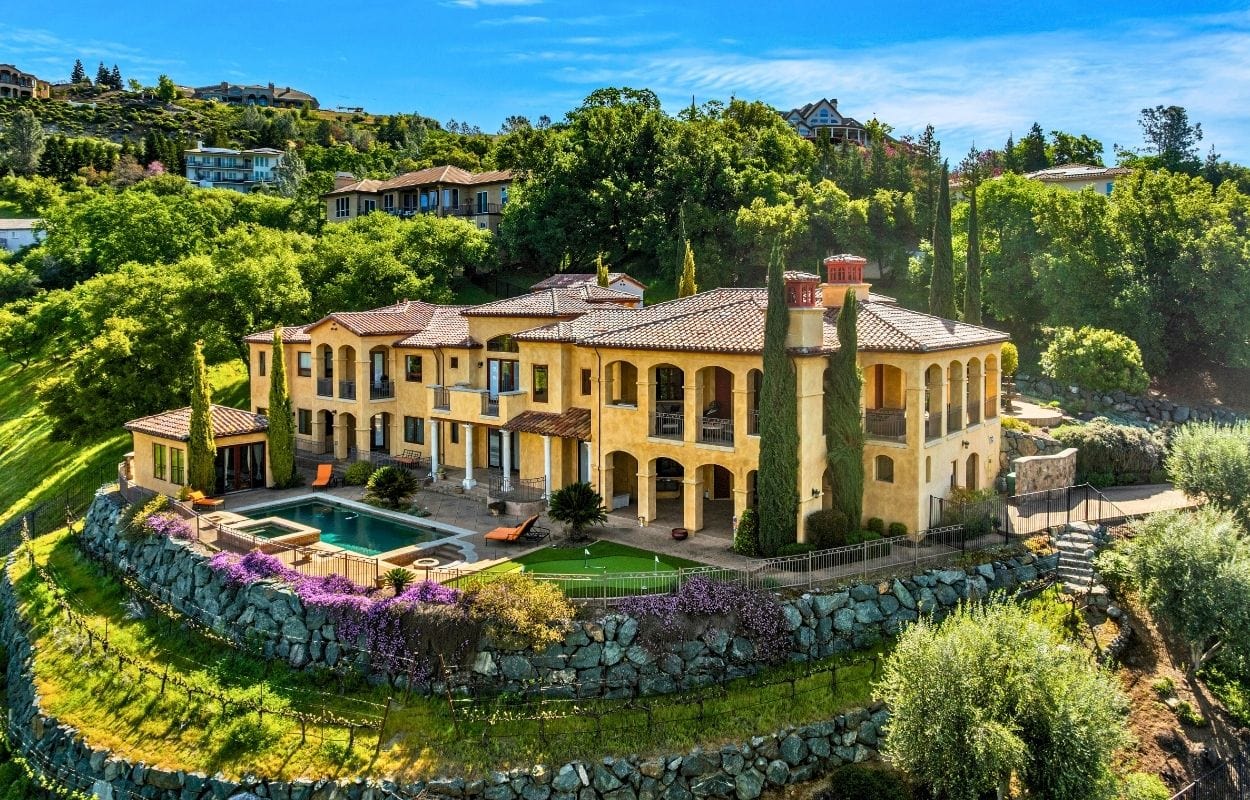 Lake Como-level villa lists in El Dorado Hills, CA for .45M
