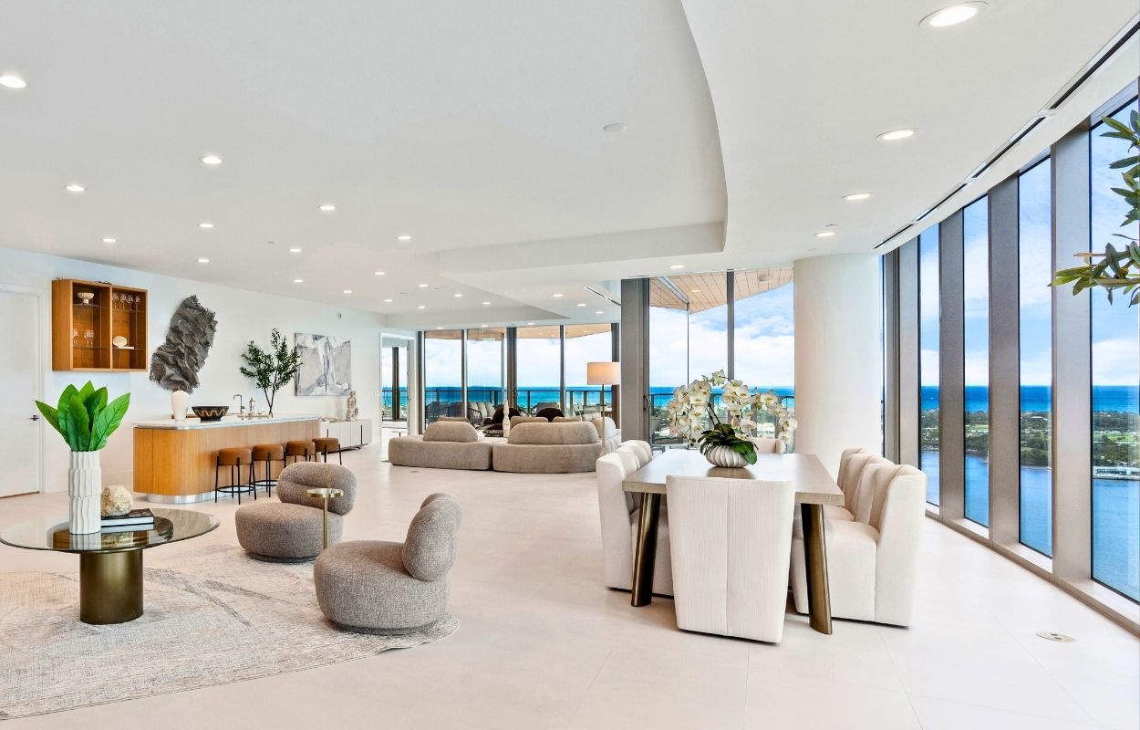 Sky-high condo at Forté on Flagler in West Palm Beach for .8M