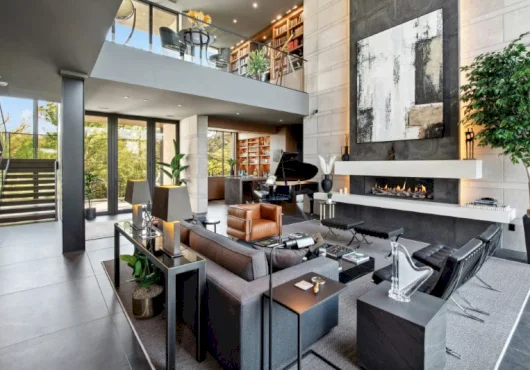 On acoustics: why expensive homes often sound cheap