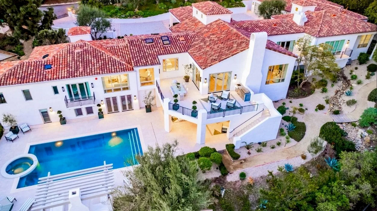 A designer’s picture-perfect Rancho Santa Fe estate lists for $14.5M after a total reinvention