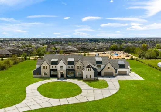 Five-time DraftKings winner “Two Gun” built himself a custom Houston-area compound — now asking $11.2M