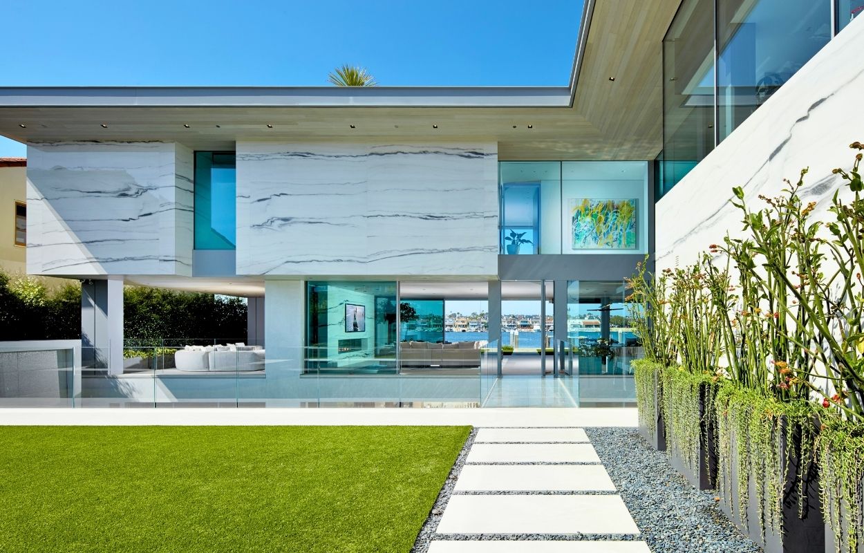 The Smith Group / Coldwell Banker Realty