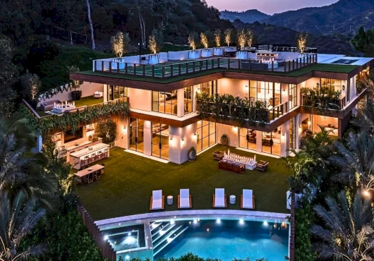 Sleek $35M Beverly Hills estate puts a pickleball court on the roof