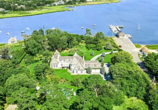 Manor-like $11.9M Quogue estate spans 4 waterfront acres in the Hamptons
