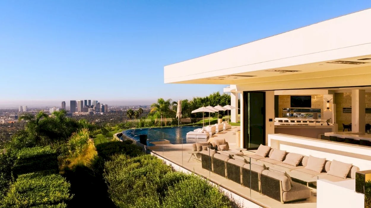 Minecraft creator lists his Beverly Hills party palace for a whopping $70M